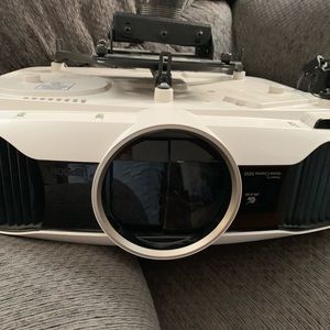Epson PowerLite Home Cinema 5010 LCD 3d Projector